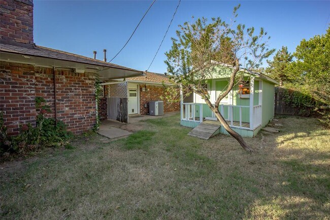 Building Photo - 2321 NW 48th St