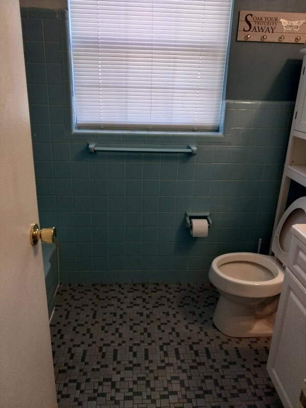 Building Photo - 1424 W Hartley Cir