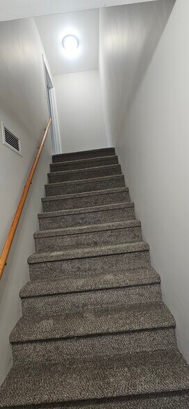 Building Photo - 2605 Durham Rd