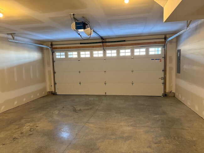 Building Photo - 4235 Wild Orchid Ln