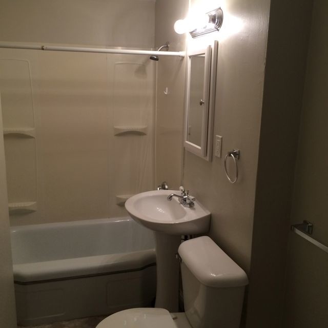 Building Photo - 33-35 State St