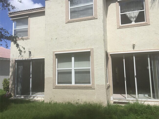 Building Photo - 15964 NW 12th Ct