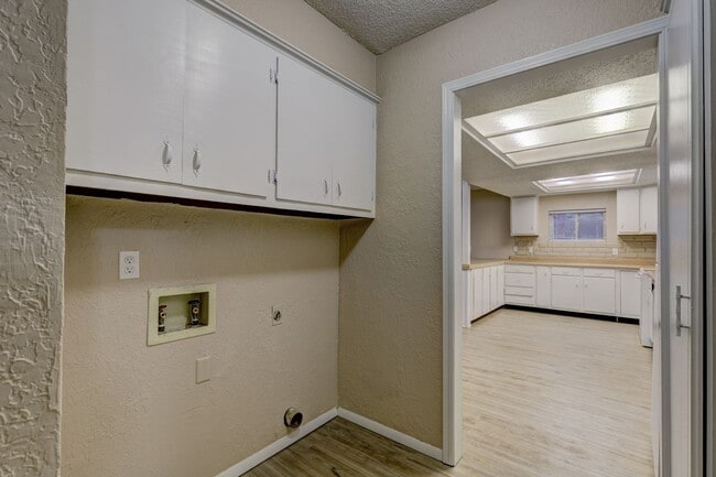Building Photo - Spacious 3 bedroom house in Norman