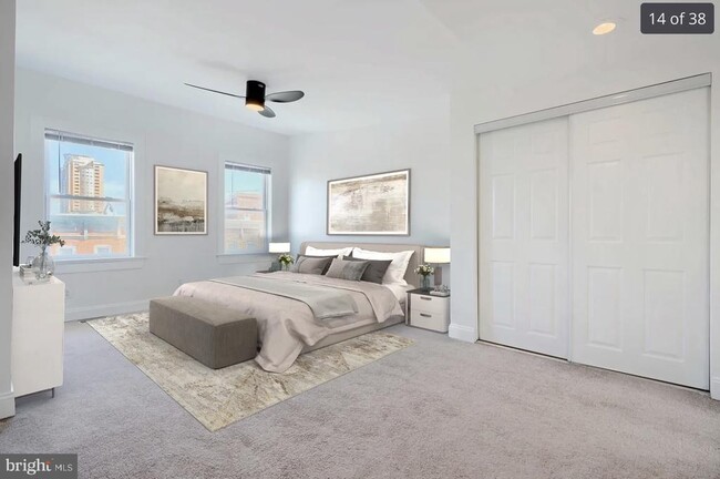 Building Photo - 1026 Riverside Ave