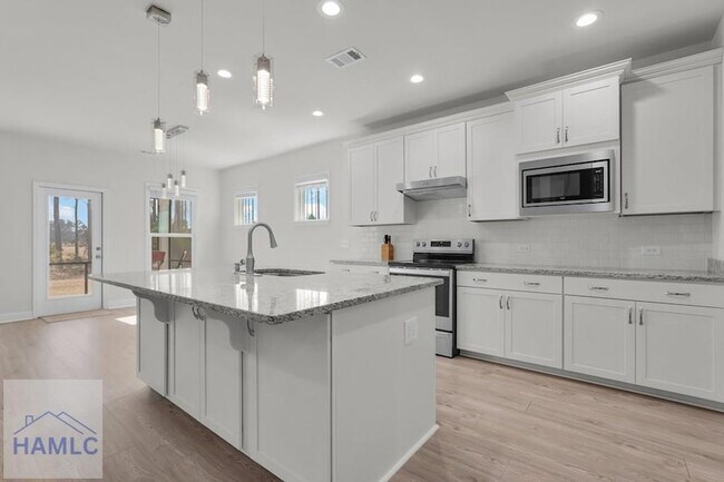 Building Photo - 268 Loblolly Ln