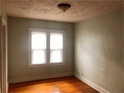 Building Photo - 647 Lincoln Ave NW