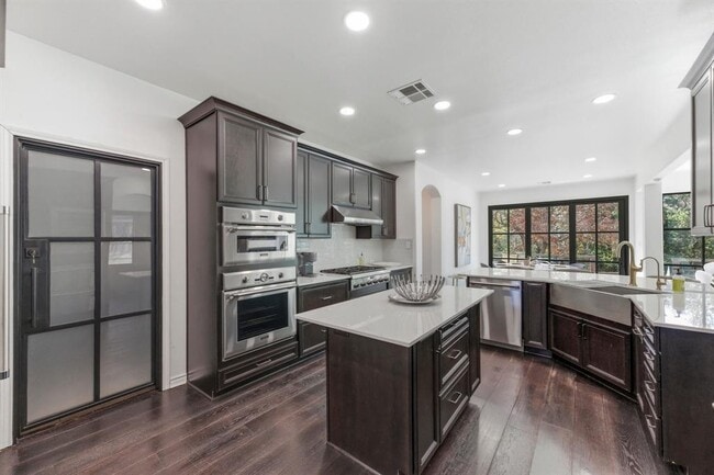 Building Photo - 6405 Aden Ln