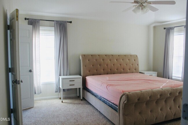 Building Photo - 1517 Wood Spring Ct