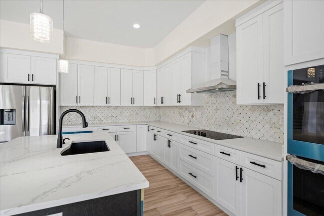 Building Photo - 417 Weston Park