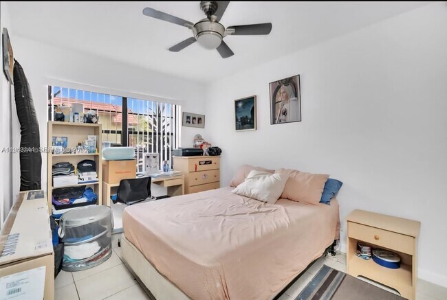 Building Photo - 3258 NW 104th Ave