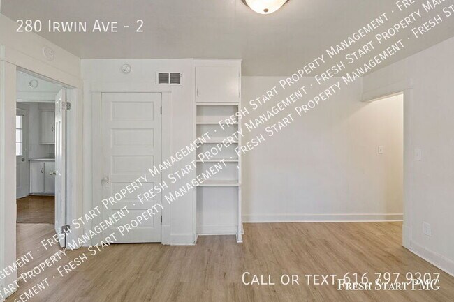 Building Photo - 280 Irwin Ave