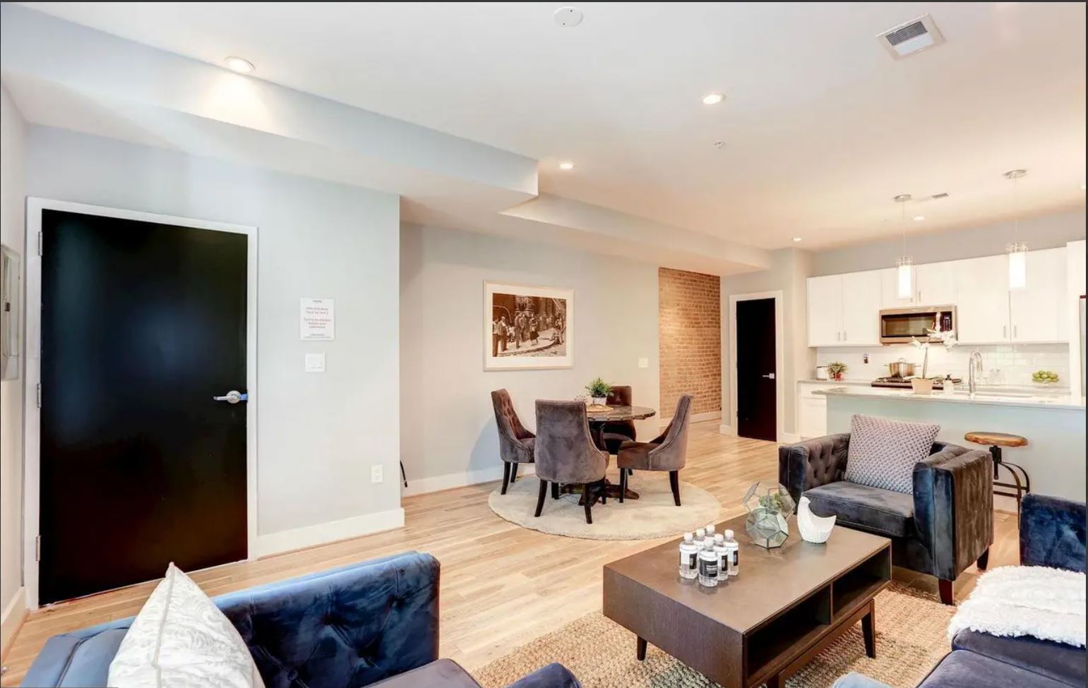 Building Photo - 307 Taylor St NW