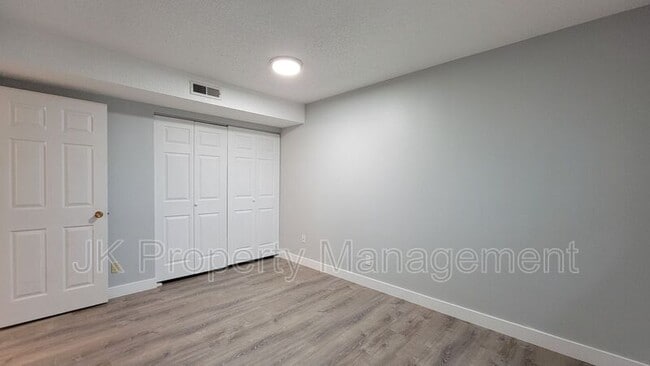 Building Photo - 3516 11th Ave S