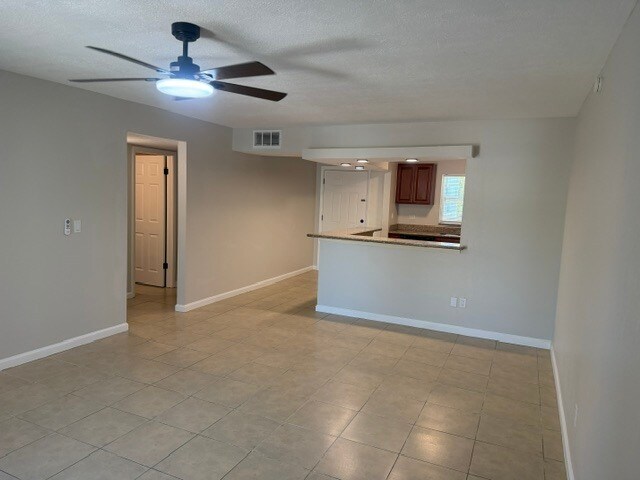 Building Photo - 14413 Americana Cir