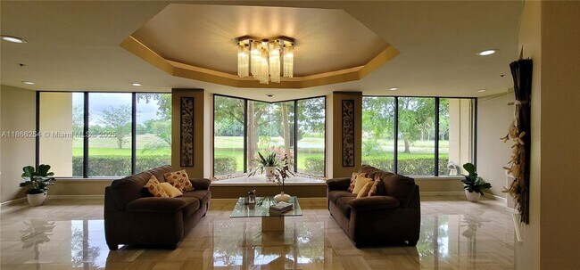 Building Photo - 7400 Radice Ct