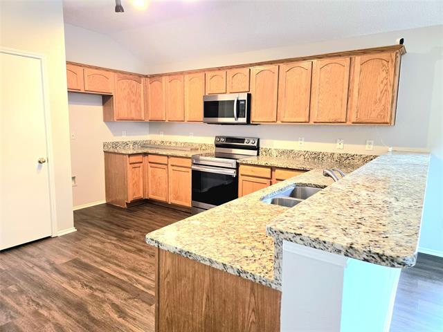 Building Photo - 4156 Palace Pl