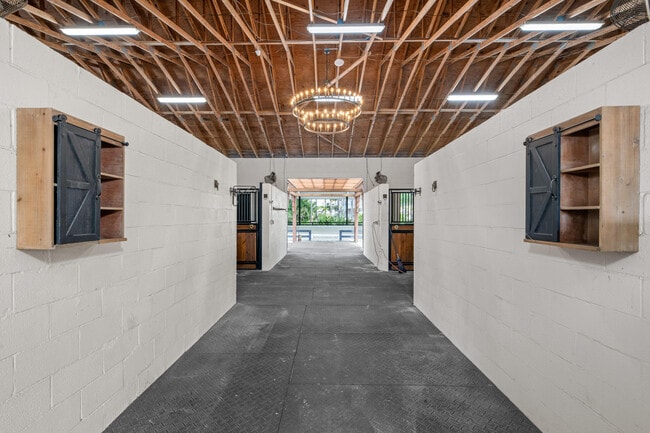 Building Photo - 15161 Collecting Canal Rd