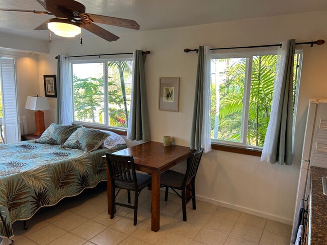 Building Photo - 75-228-228 Aloha Kona Dr