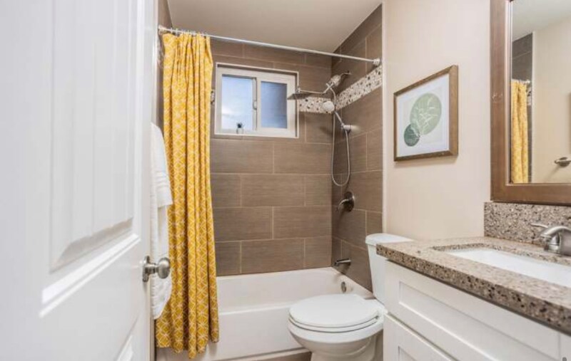 Building Photo - 503 41st St