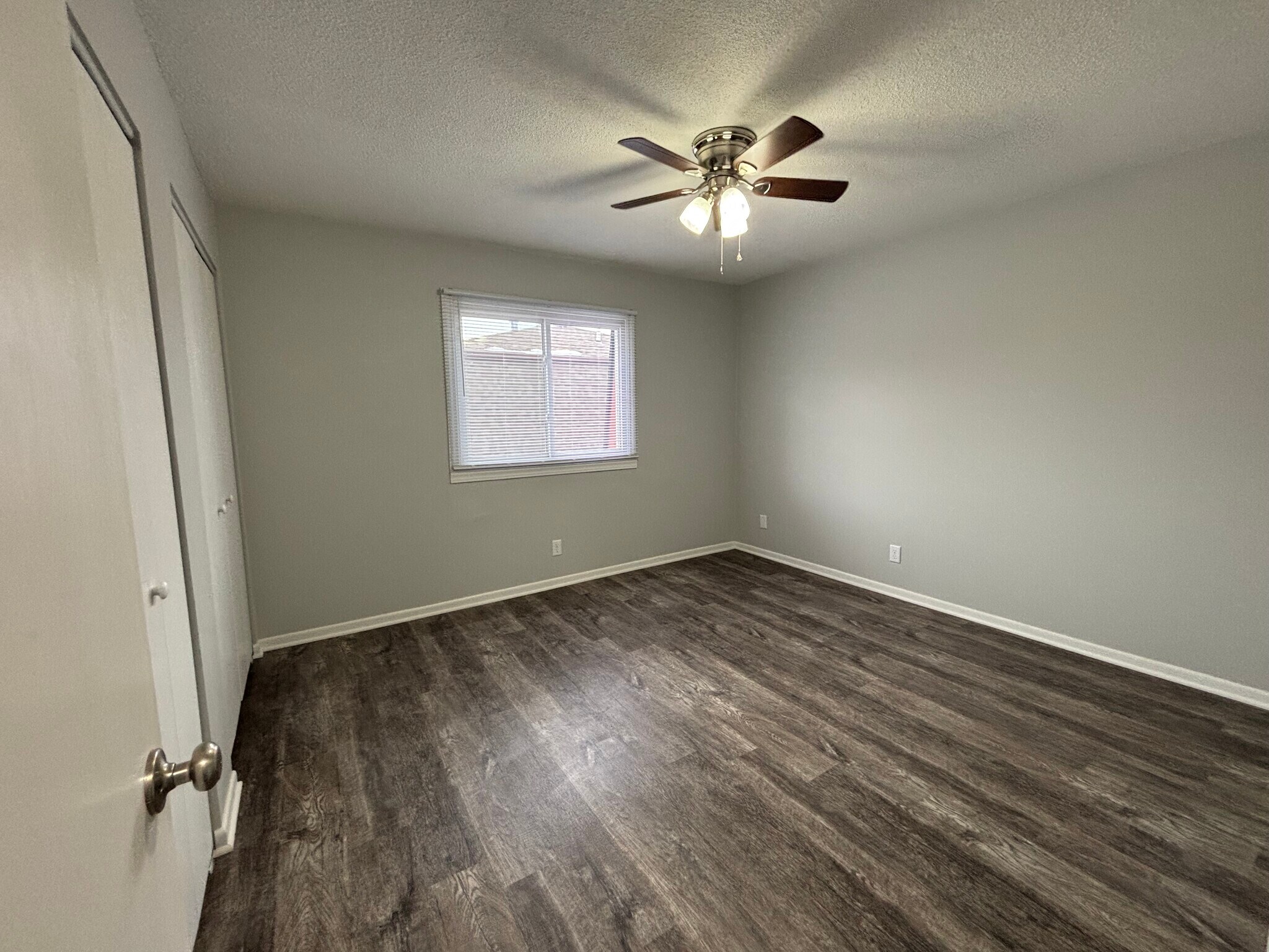 Building Photo - 2501 E 50th St