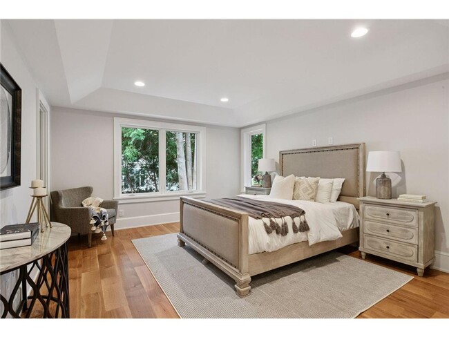 Building Photo - 2462 Lafayette Rd