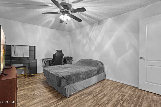 Building Photo - 10799 Walden Pond St