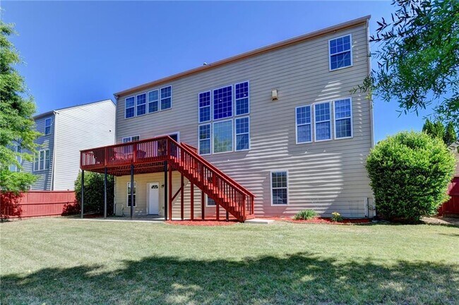 Building Photo - 770 Pimlicon Pl