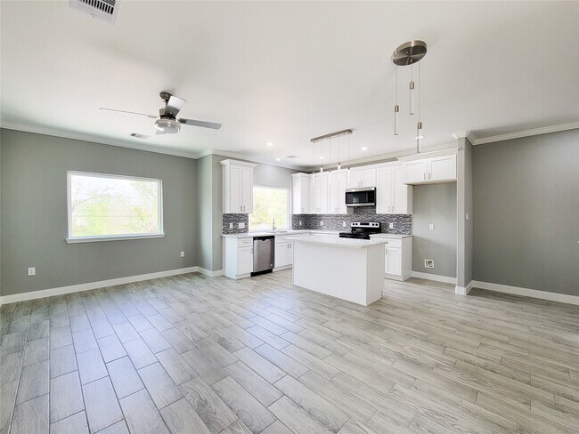 Building Photo - 4514 Maggie St