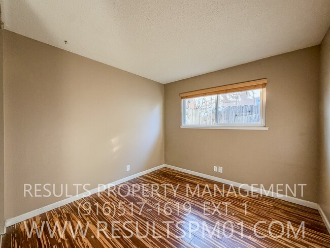 Building Photo - Make this your Home! 4 bedroom in North Highlands