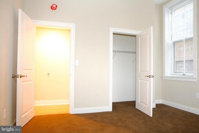 Building Photo - 1100 Spruce St