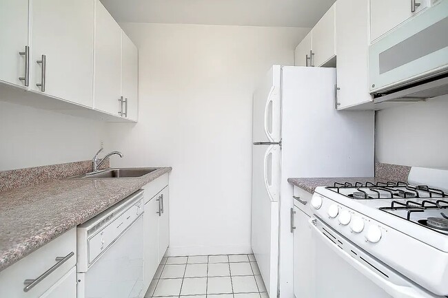 Building Photo - 227 Mulberry St