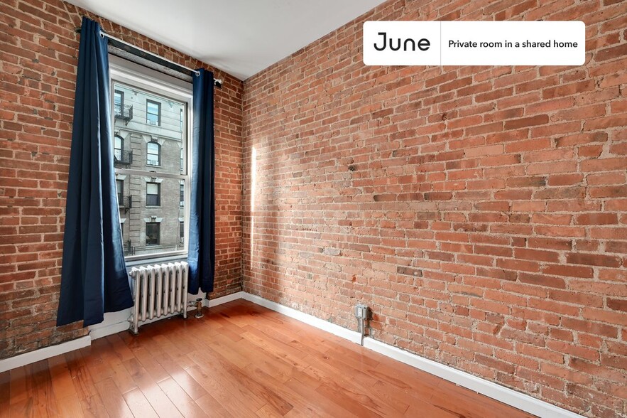 Building Photo - Private bedroom in 2 bed/1 bath Home