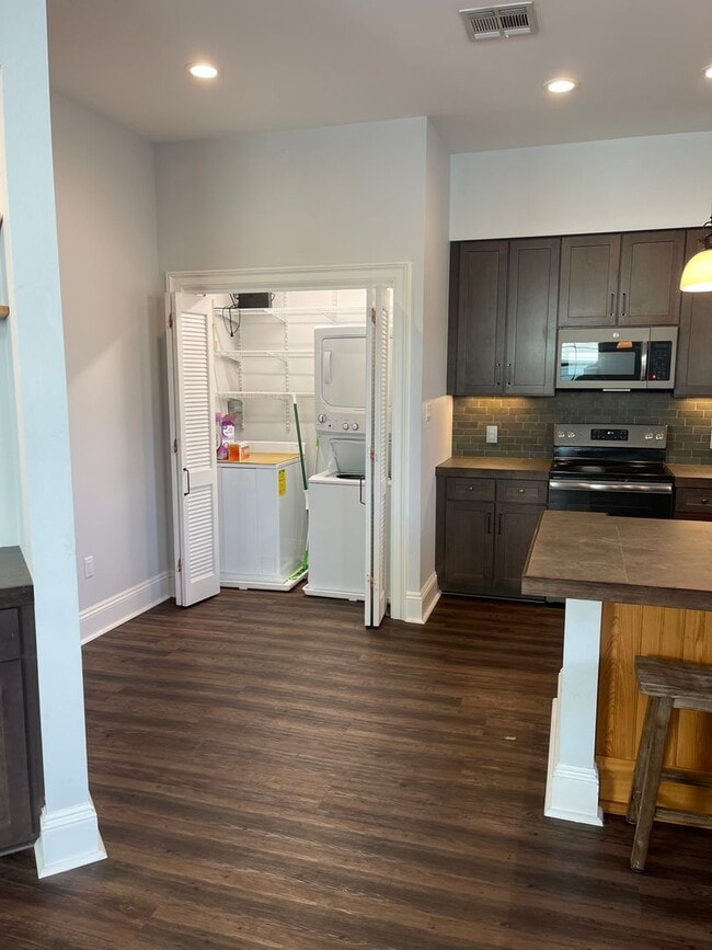 Building Photo - 2BD/2BA Uptown near Tulane