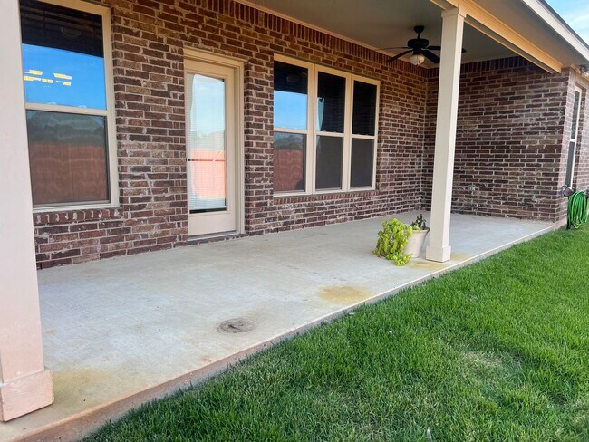 Building Photo - CYPRESS BEND GARDEN DISTRICT OF NORTH BOSS...