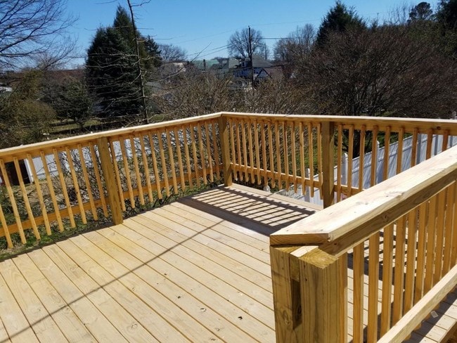 Building Photo - 2711 1st Ave