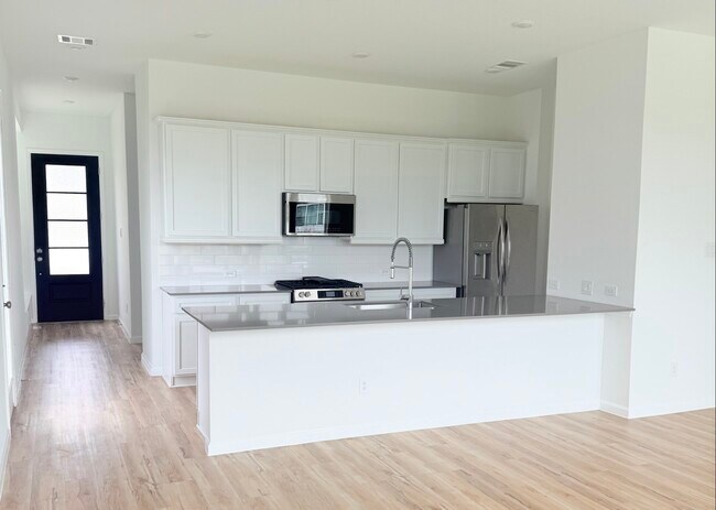 Building Photo - 5518 Amber Brook Ln