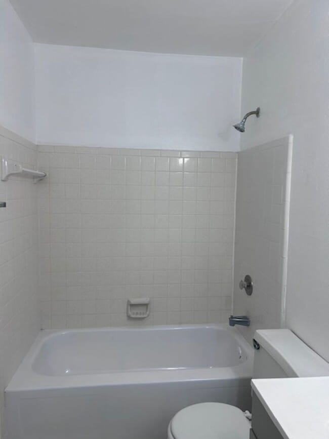Building Photo - Coming Soon! Newly Renovated 1 Bedroom Apa...
