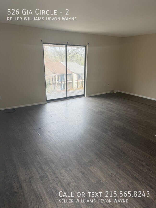 Building Photo - 526 Gia Cir