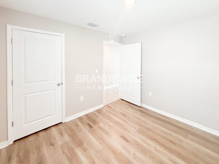 Building Photo - 5488 Logan Cave Ave