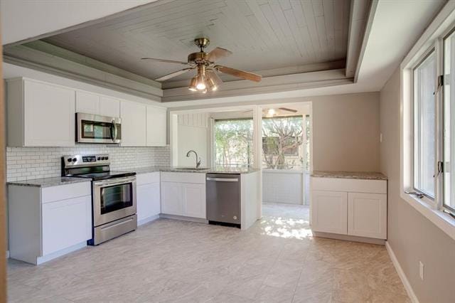 Building Photo - 1320 Cherry Hill Ln