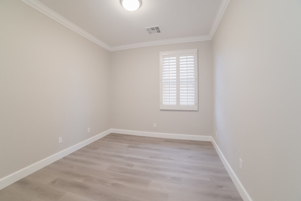 Building Photo - 7222 W Alta Vista Rd