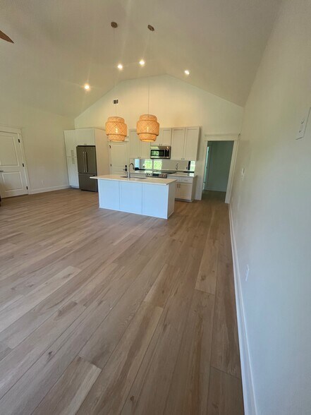 Building Photo - 321 Bridle Creek Trl