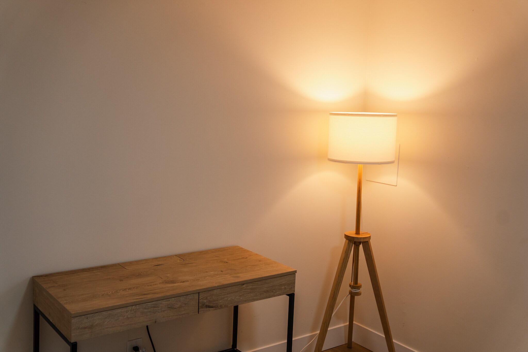 Building Photo - 6805 S Nye Dr