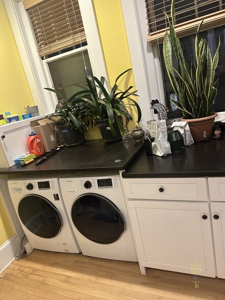 Building Photo - 336 Washington St