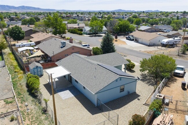 Building Photo - Home With 2 En-Suite Bedrooms in Prescott Valley