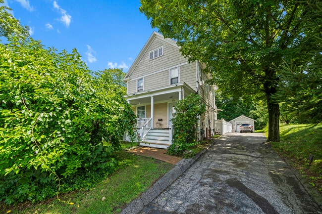 Building Photo - 38 Wooster Hts Rd
