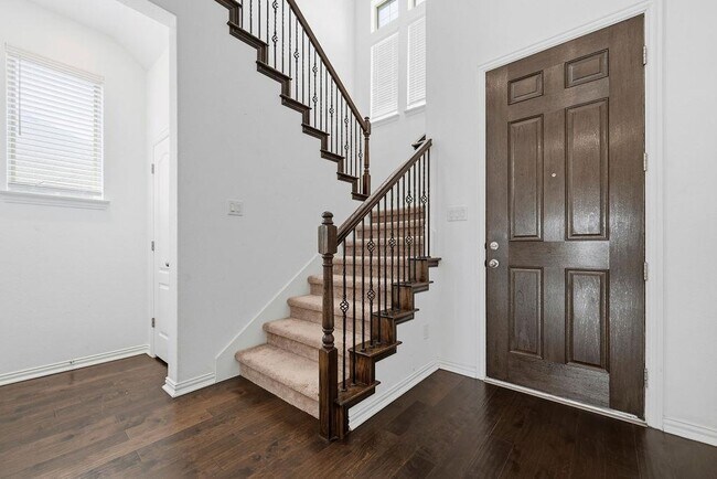 Building Photo - 1005 Ridge Runner Dr