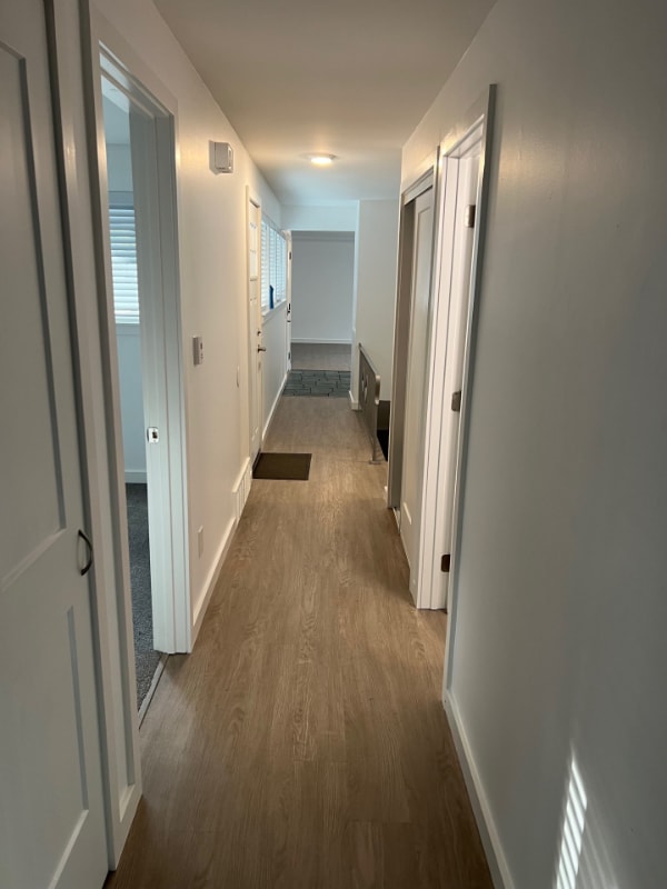 Building Photo - 8230 SE 72nd St