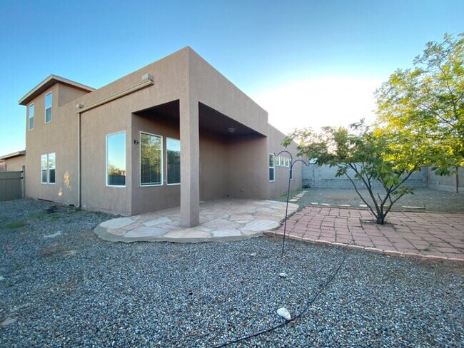 Building Photo - Corner Lot - 3 Car Garage -Enchanted Hills