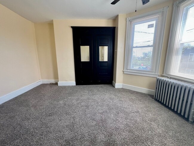 Building Photo - Stunning 3-Bedroom Townhome in Frankford! Available NOW!